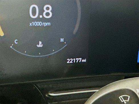 Used 2024 Hyundai Kona Limited image 15