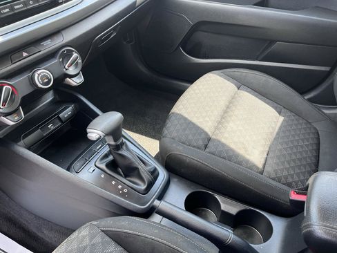 Used 2023 Kia Rio S FWD image 32