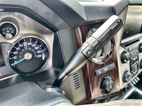 Used 2016 Ford F250 Lariat w/ Lariat Interior Package image 26