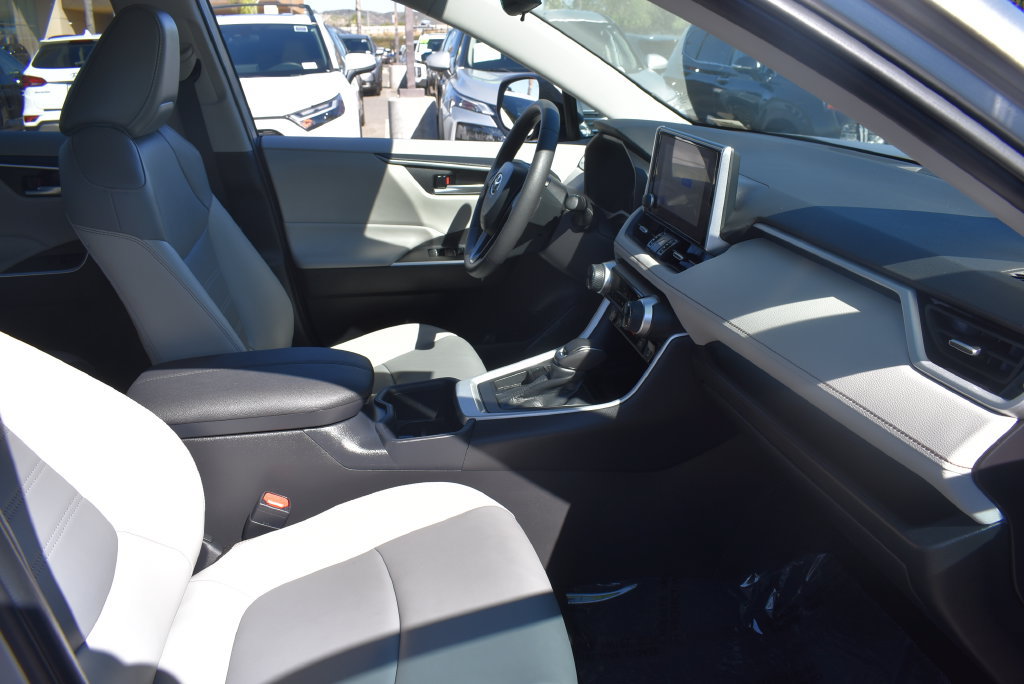 Used 2025 Toyota RAV4 XLE Premium w/ Weather Package FWD image 13