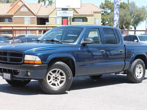 Used 2002 Dodge Dakota Sport image 4