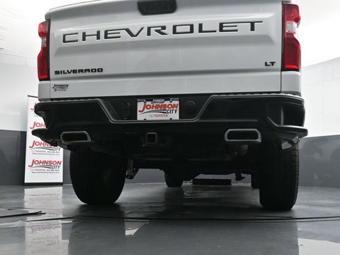 Used 2022 Chevrolet Silverado 1500 LT Trail Boss w/ Convenience Package II AWD/4WD image 37