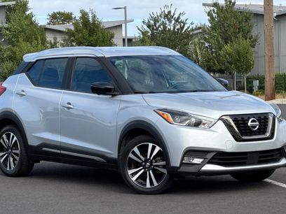 Used 2020 Nissan Kicks SR