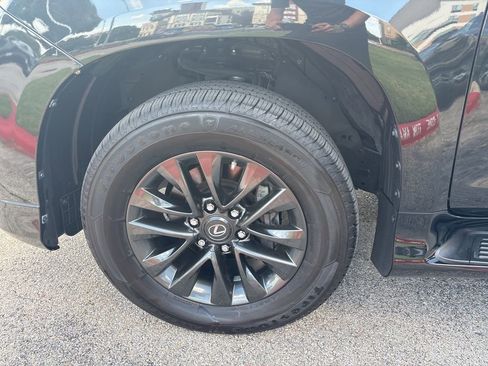 Used 2023 Lexus GX 460 Premium w/ Premium Package AWD/4WD image 10