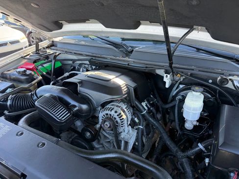 Used 2012 Chevrolet Avalanche LT w/ All-Star Edition image 39