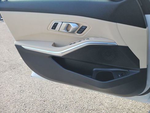 Used 2021 BMW 330i xDrive Sedan w/ Premium Package image 22