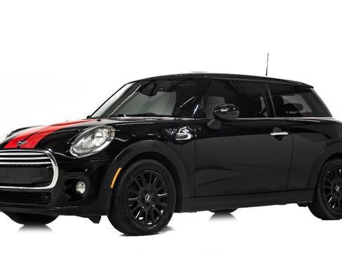 Used 2015 MINI Cooper 2-Door Hardtop FWD image 2