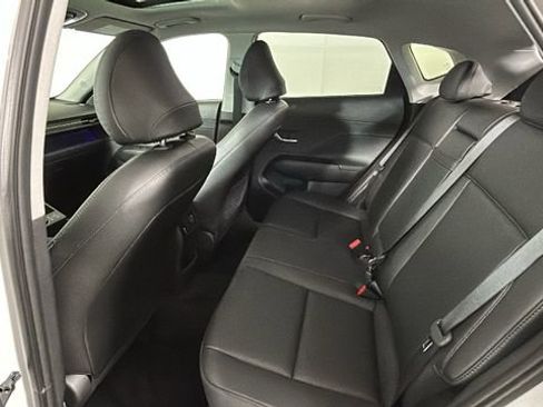 Certified 2025 Hyundai Kona Limited AWD/4WD image 28