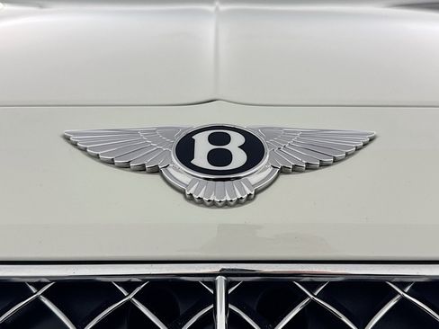 Used 2018 Bentley Bentayga Activity image 9