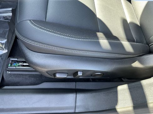 New 2025 Chevrolet Blazer EV LT image 17