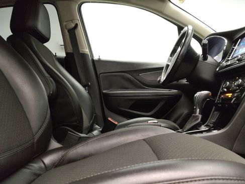 Used 2019 Buick Encore Preferred FWD image 21