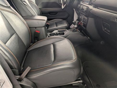 Used 2022 Jeep Gladiator Mojave w/ LED Lighting Group image 32