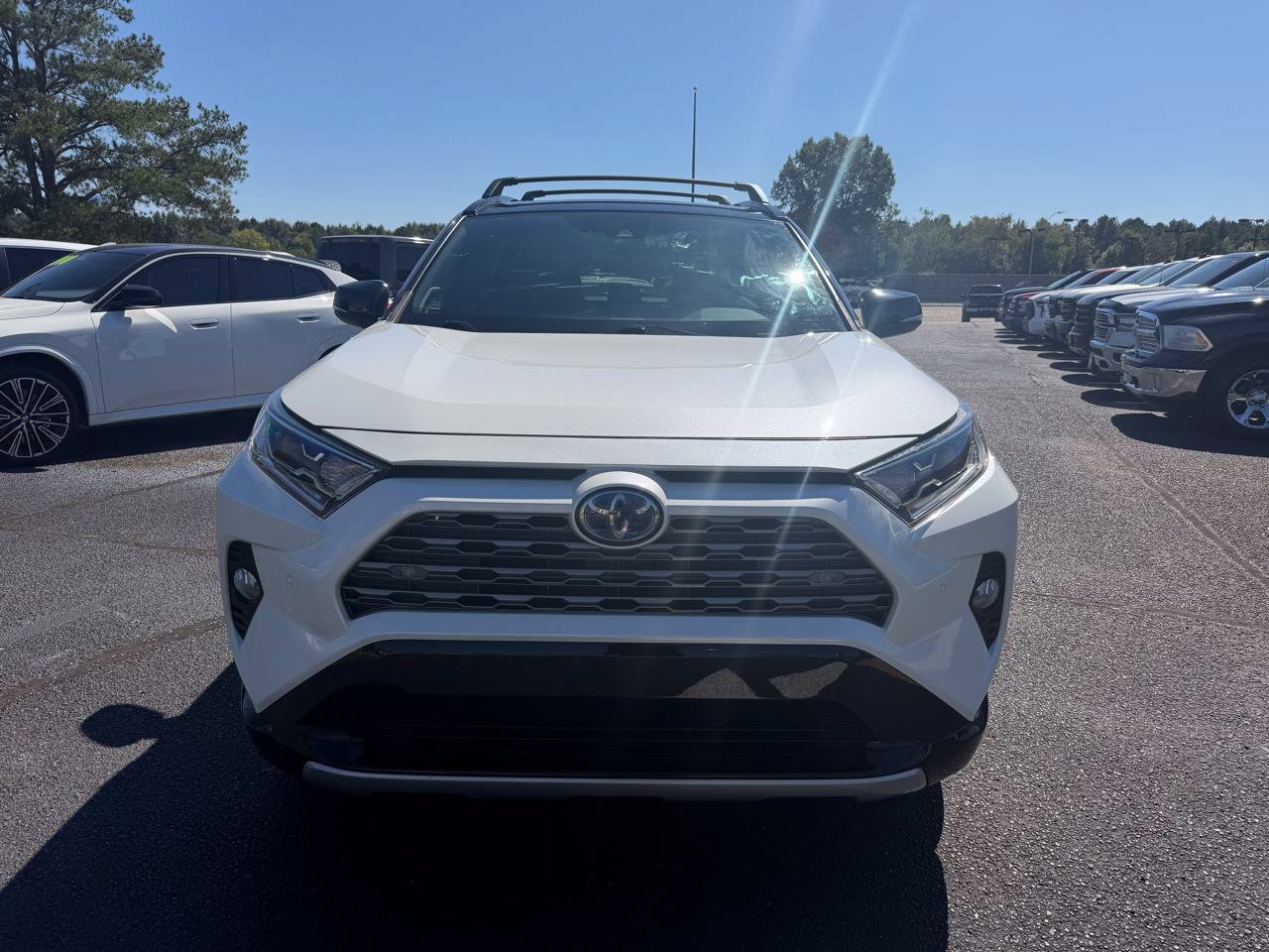 Used 2021 Toyota RAV4 XSE AWD/4WD image 6