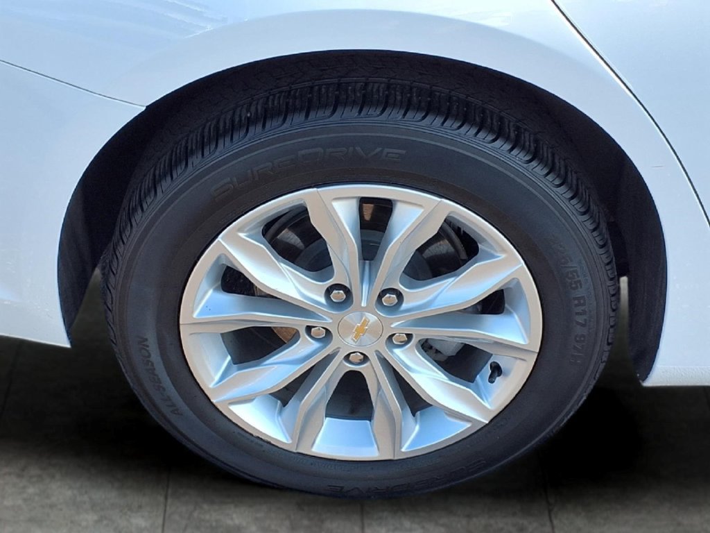 Used 2024 Chevrolet Malibu LT FWD image 9