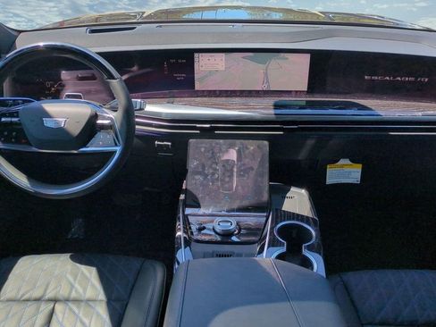 New 2026 Cadillac Escalade IQ Sport 1 image 12