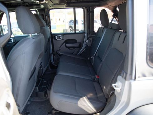 Used 2023 Jeep Wrangler Unlimited w/ Cold Weather Group AWD/4WD image 22