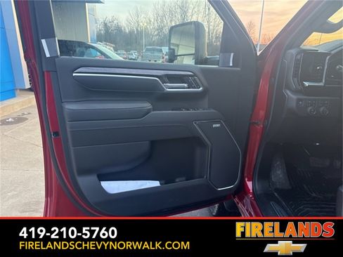 New 2026 Chevrolet Silverado 2500 LTZ w/ LTZ Convenience Package image 7