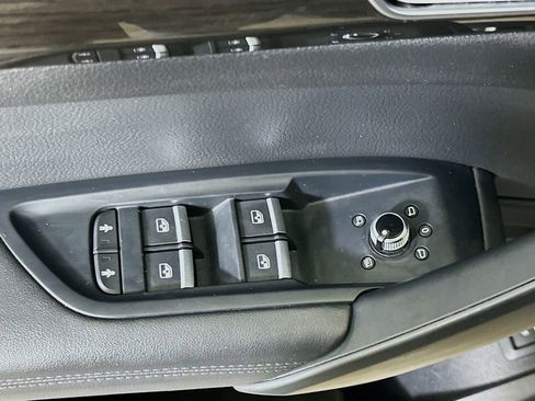 Used 2019 Audi Q5 2.0T Premium Plus w/ Premium Plus Package image 20