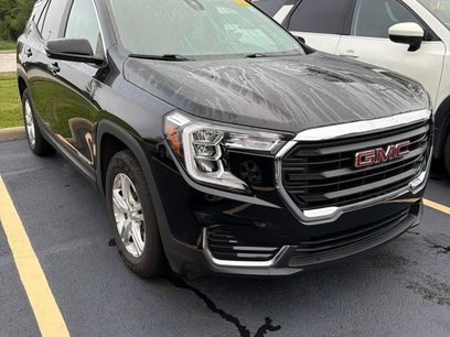 Used 2022 GMC Terrain SLE w/ Driver Convenience Package
