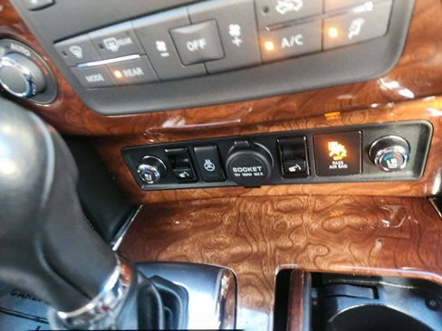 Used 2017 INFINITI QX80 4WD image 33