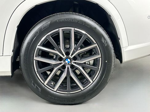 New 2026 BMW X1 xDrive28i w/ Technology Package image 29