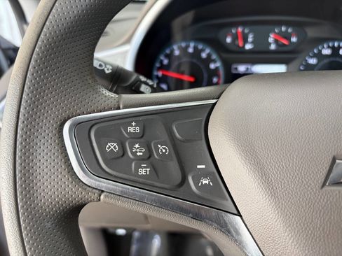 Used 2023 Chevrolet Malibu LS image 18