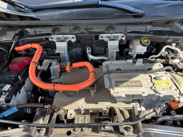 Used 2024 Nissan Ariya AWD image 8