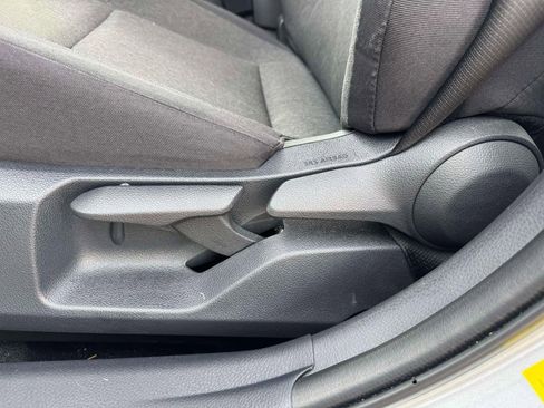 Used 2025 Toyota Camry LE image 14