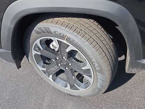 New 2026 Chevrolet Equinox LT w/ Convenience Package II image 32