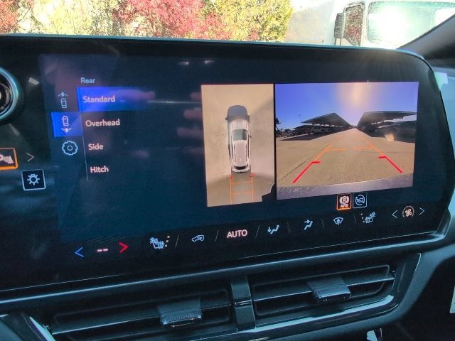 New 2026 Chevrolet Equinox EV RS FWD image 23