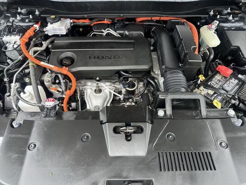 Used 2025 Honda CR-V Sport image 12