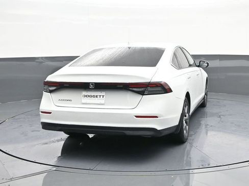 Certified 2023 Honda Accord EX image 8