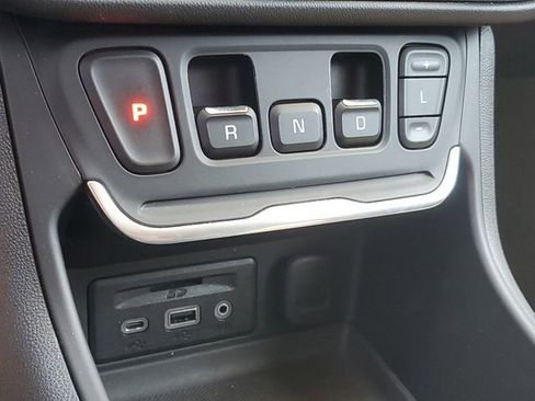 Certified 2018 GMC Terrain SLT w/ Preferred Package FWD image 29