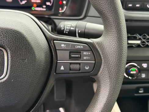 Used 2024 Honda Accord EX image 17