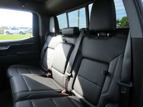 Certified 2024 GMC Sierra 1500 SLT w/ SLT Premium Plus Package AWD/4WD image 23