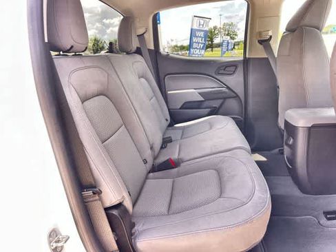 Used 2020 Chevrolet Colorado W/T w/ WT Convenience Package AWD/4WD image 14