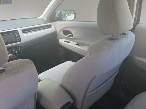 Used 2016 Honda HR-V LX image 30