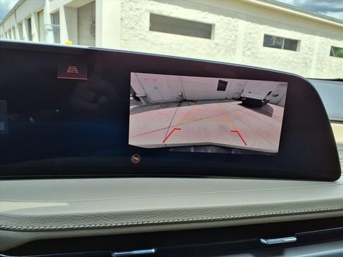Used 2024 Cadillac XT4 Premium Luxury FWD image 27
