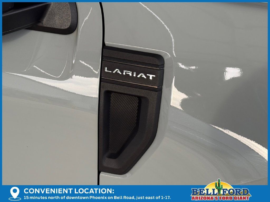 Used 2023 Ford Maverick Lariat w/ Lariat Luxury Package AWD/4WD image 7