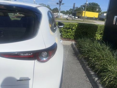 Certified 2024 MAZDA CX-30 AWD 2.5 S image 2