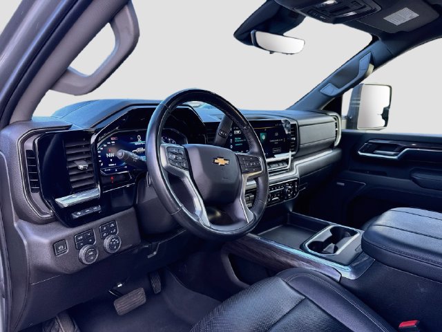 Used 2024 Chevrolet Silverado 3500 LTZ w/ LTZ Premium Package AWD/4WD image 9