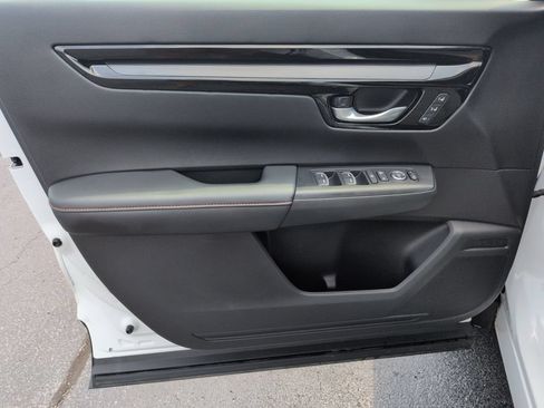 Used 2024 Honda CR-V Sport Touring image 10