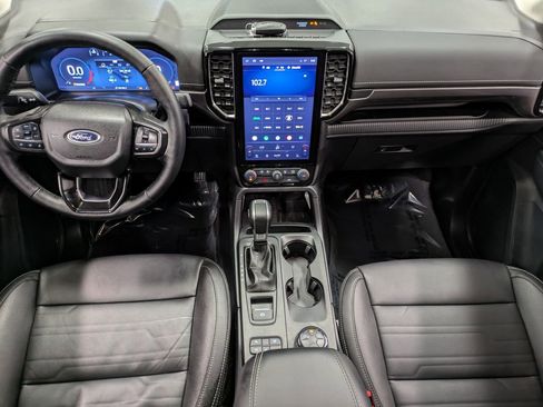 Used 2025 Ford Ranger Lariat w/ Trailer Tow Package image 23