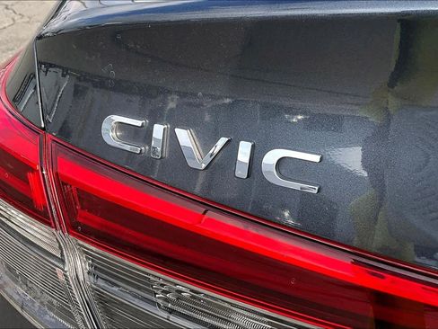 Used 2022 Honda Civic EX image 10