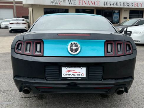 Used 2014 Ford Mustang Coupe RWD image 5