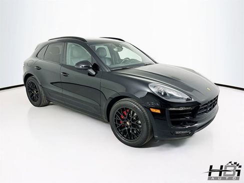 Used 2017 Porsche Macan GTS image 4