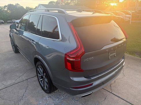 Used 2019 Volvo XC90 T6 Momentum w/ Protection Package Premier AWD/4WD image 10