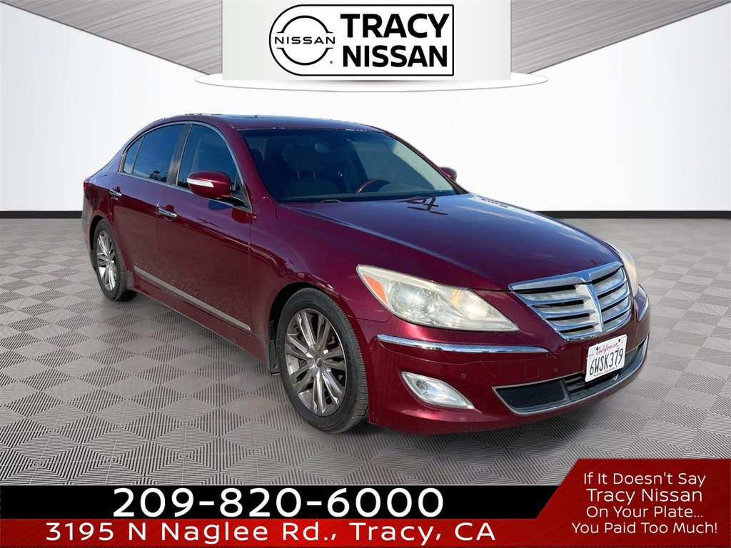 Used 2012 Hyundai Genesis 4.6 RWD image 1