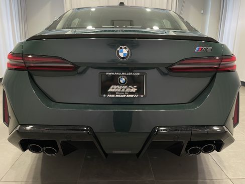New 2027 BMW M5 w/ Carbon Package AWD/4WD image 5
