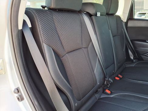 Used 2020 Subaru Forester Premium image 15